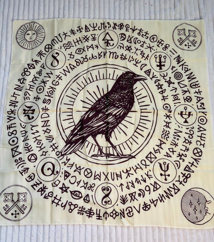 Pañoleta del Cuervo Guardián