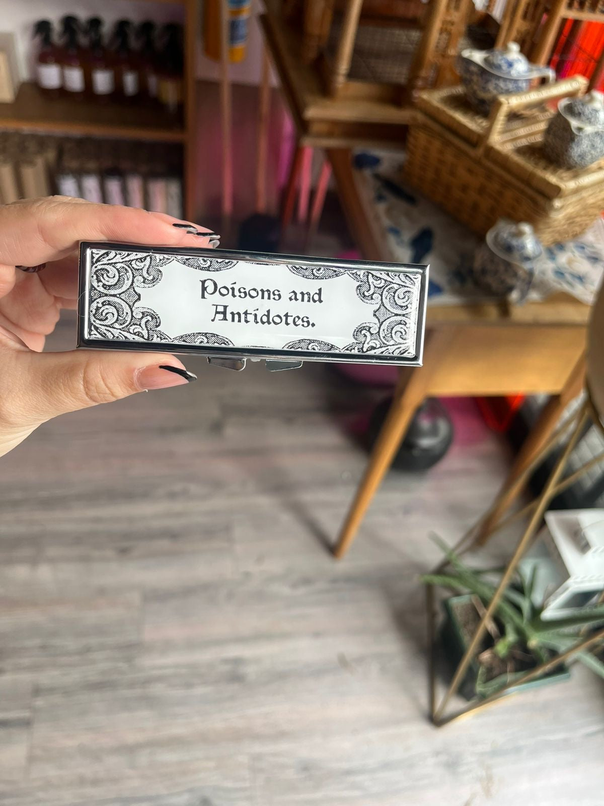 Pastillero poisons and antidotes